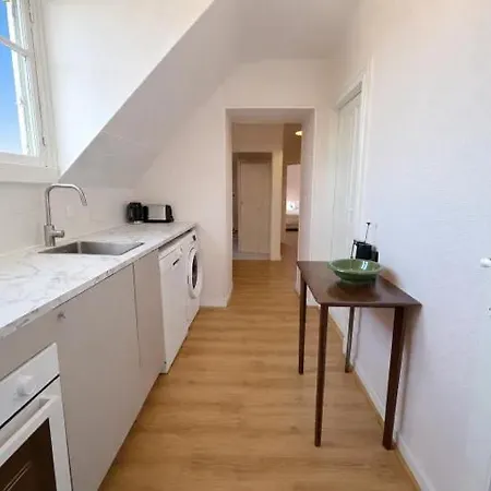 2 A 10 Min De La Grande 比亚里茨