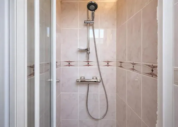 2 A 10 Min De La Grande * 比亚里茨